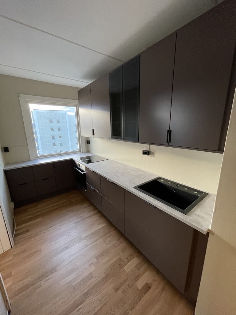 Countertops, Sinks & Fixtures